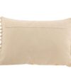 coussin rectangulaire en coton beige avec rayures ocre vu de dos
