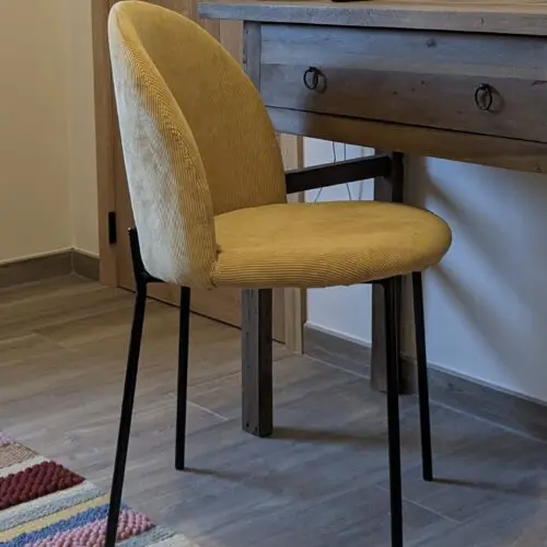 Chaise Abba moutarde Athezza velours côtelé