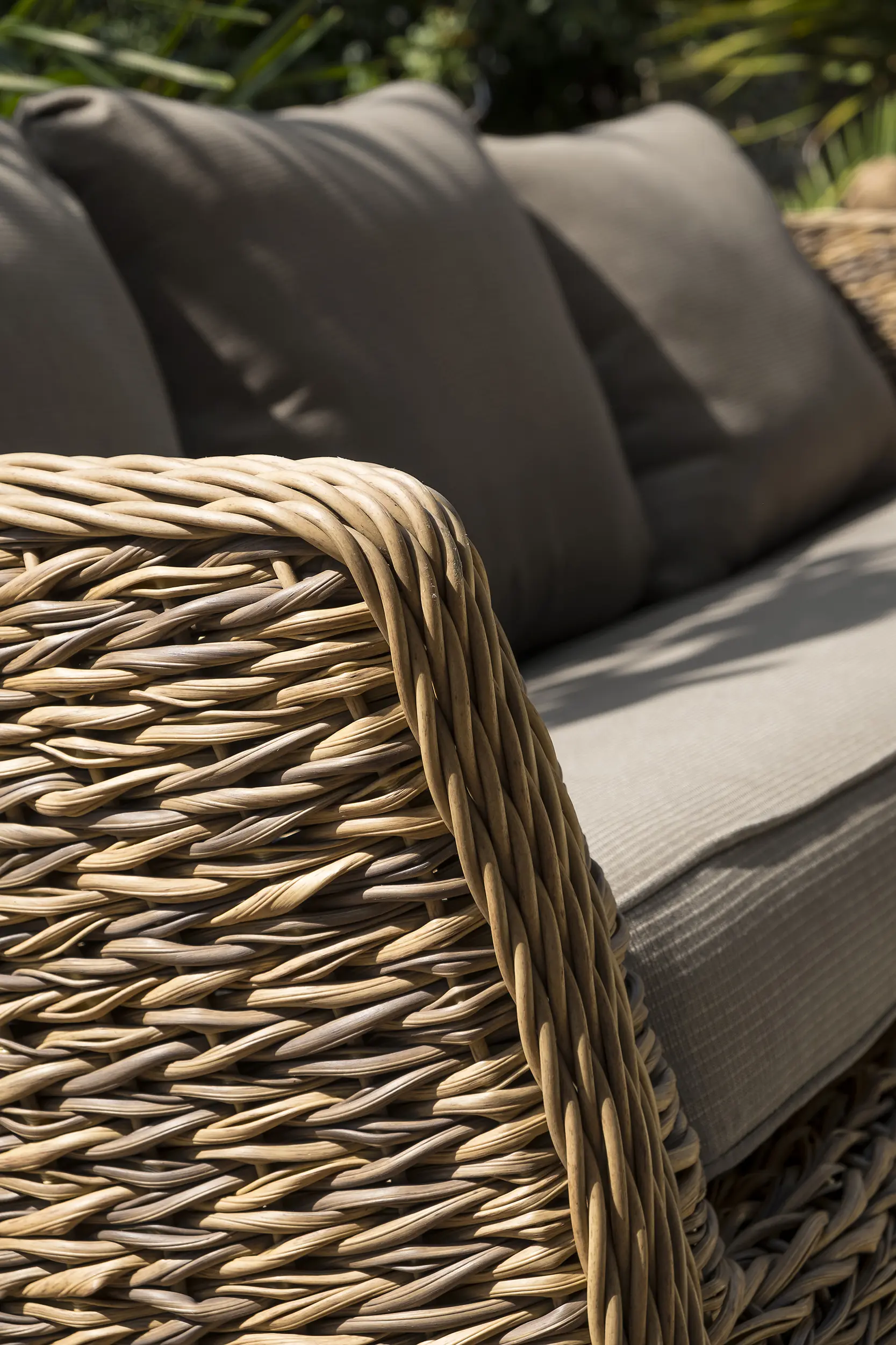 Salon bas de jardin résine tressée marron HAVANA 5 places Salon bas de jardin résine tressée marron HAVANA 5 places – Image 4