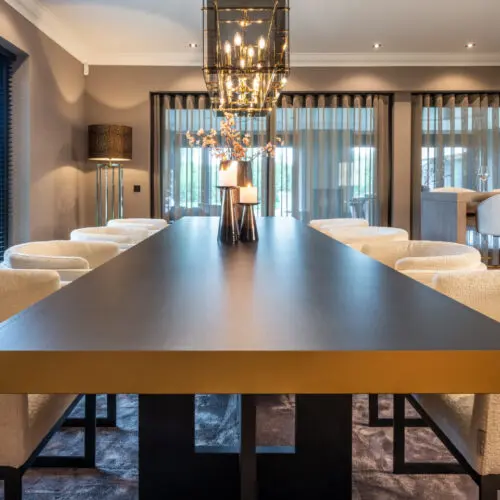 chaises et tables à manger de luxe Richmond Interiors
