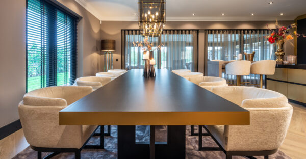 chaises et tables à manger de luxe Richmond Interiors