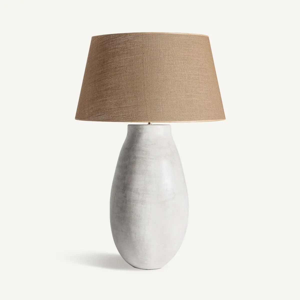 Lampe style contemporain ciment blanc Vical Home Lampe style contemporain ciment blanc Vical Home