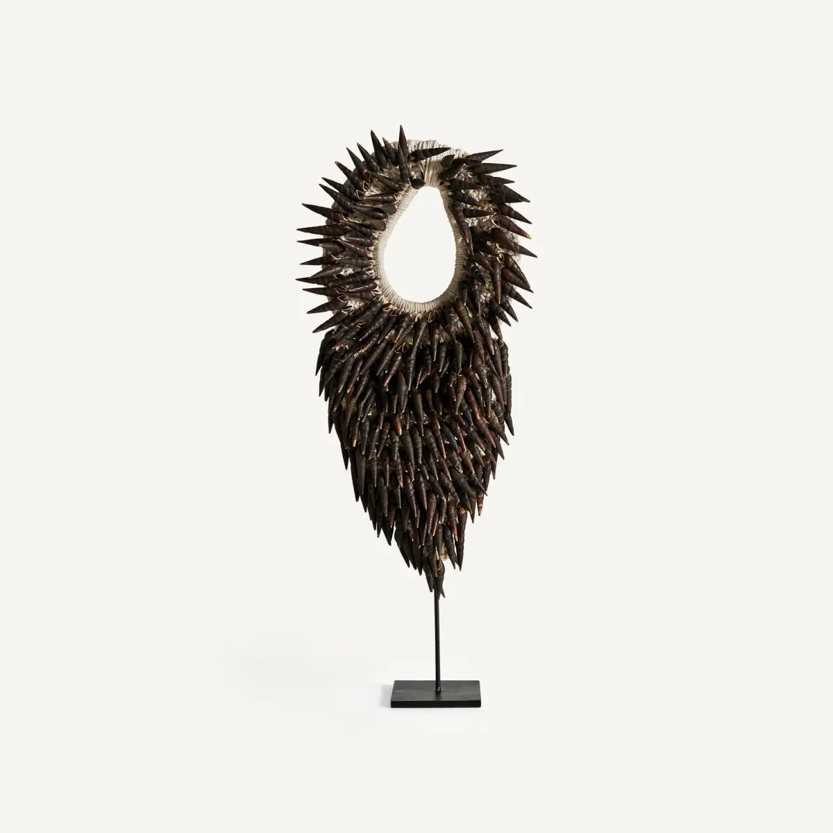 Figure coquille noir marron Vical Home 80cm