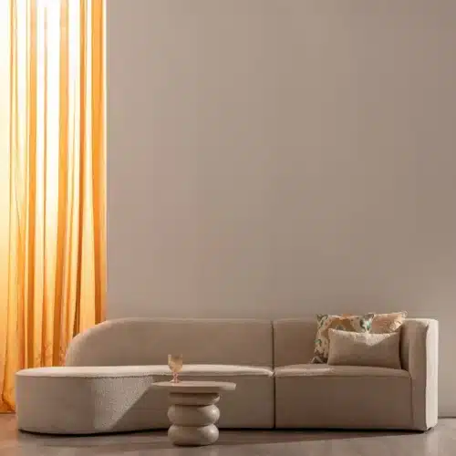 Canapé beige bouclé Aldora Ixia - canapé design - ambiance - canapé de luxe