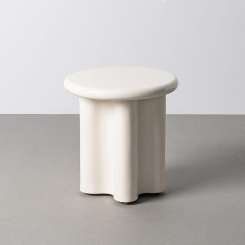 Table d'Appoint Laquée Crème Ixia 50x50cm