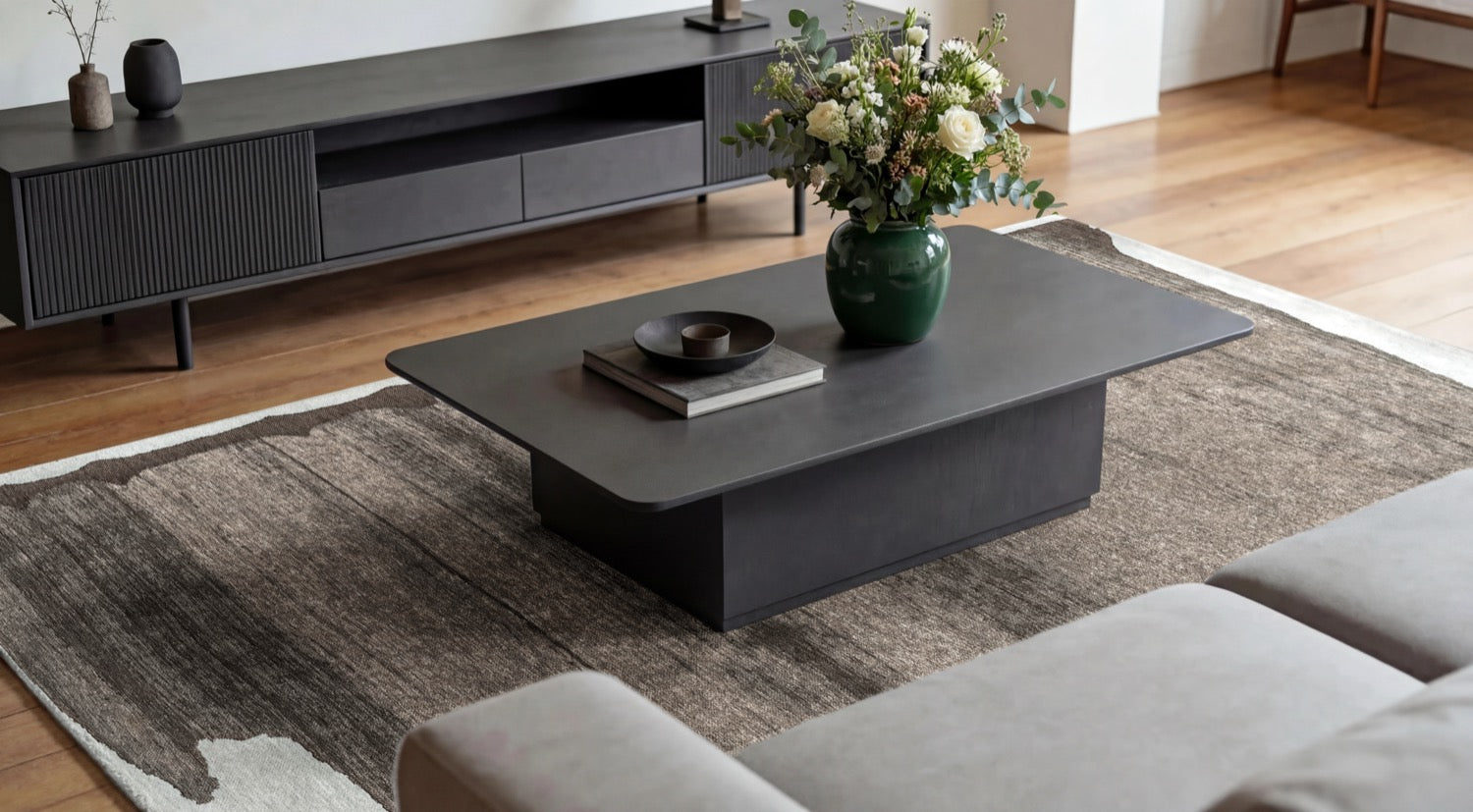 Tapis Graphique Contemporain Mastic — Louis De Poortere Craft Brush 2081 Tapis Graphique Contemporain Mastic