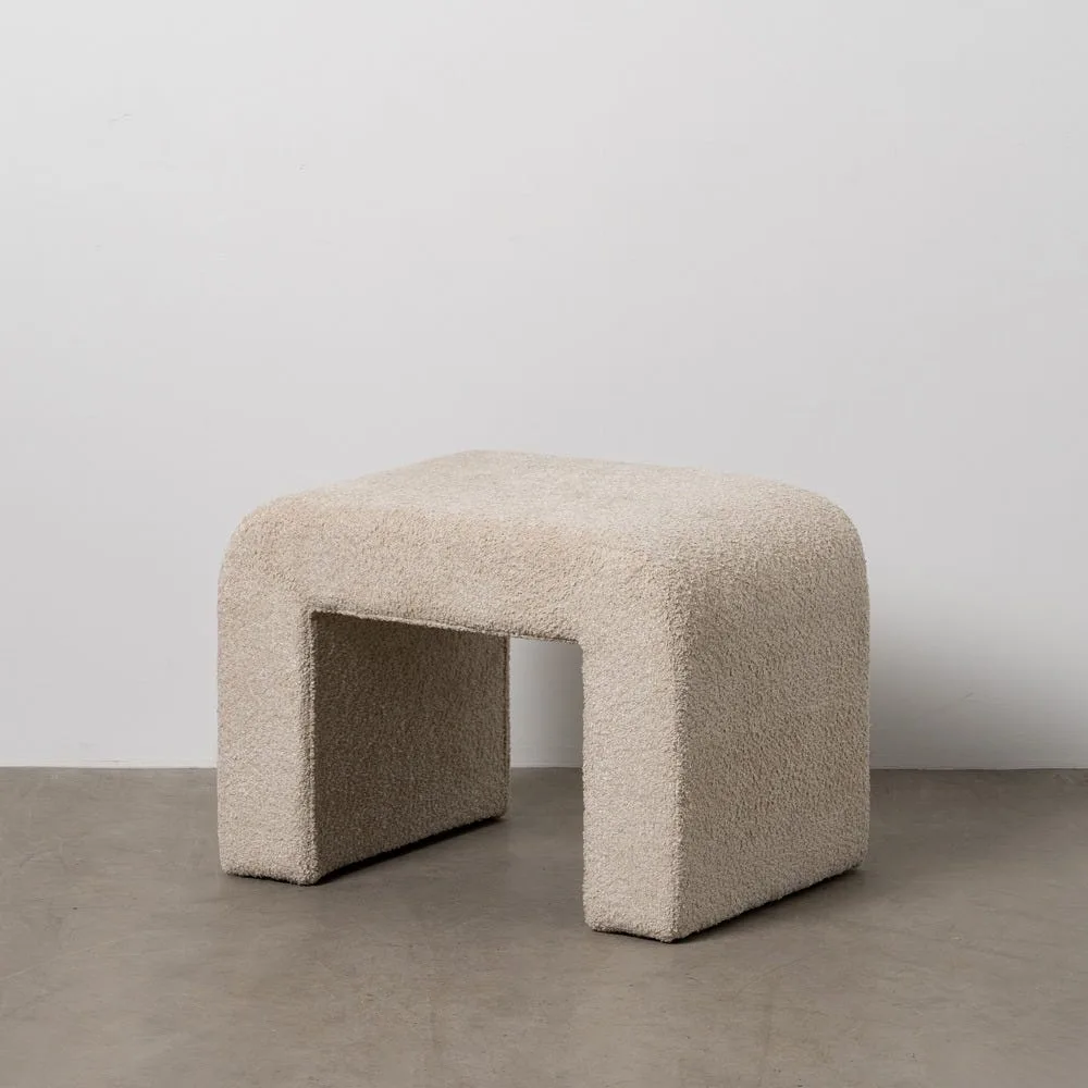 Pouf beige tissu Ixia 67 cm