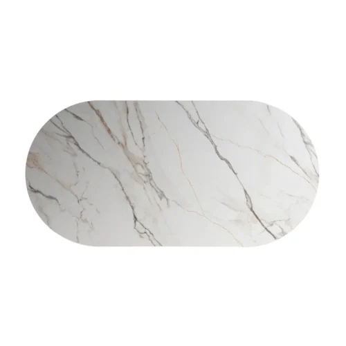 Vue de dessus du plateau ovale en céramique effet marbre blanc veiné de gris et de beige