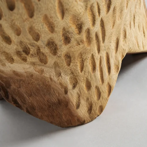 Table basse Gairo bois de suar sculpté Vical Home — vue 3