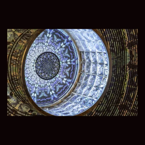 Tableau mandala bleu nacré cadre bois Ethan Chloé 173 x 173 cm