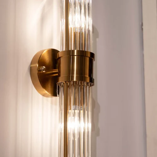 Luminaires Ethan Chloé Applique double tube de verre cannelé à bague dorée Ethan Chloé 46 cm