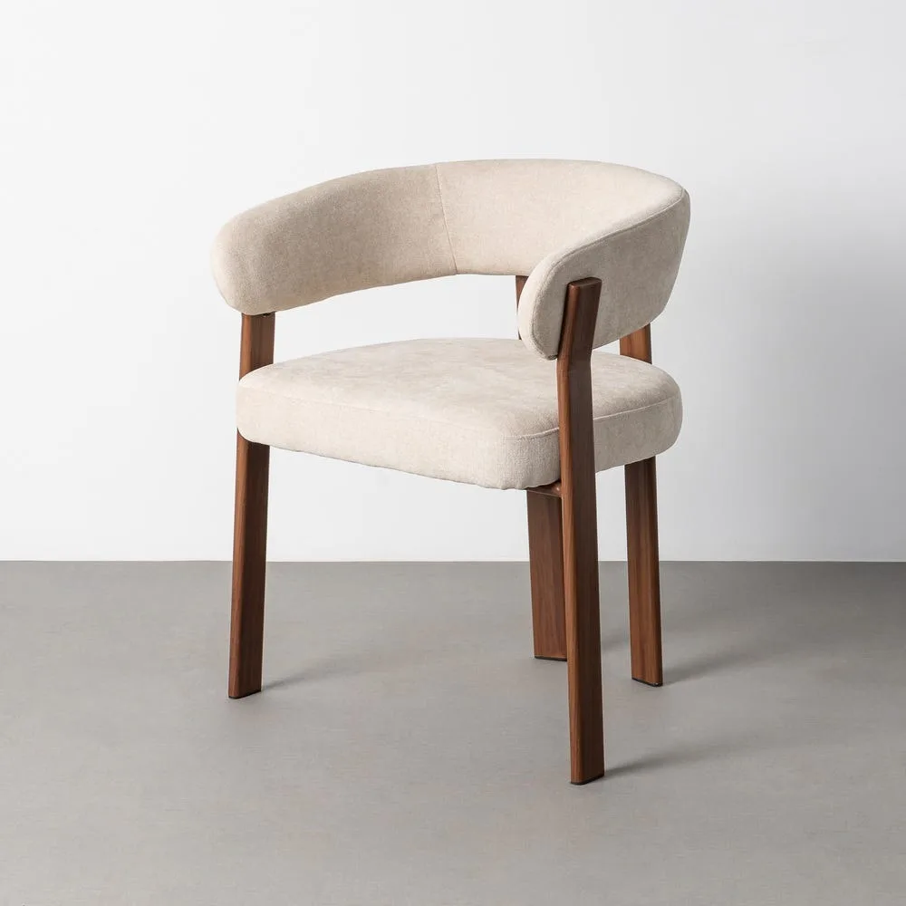Chaise avec accoudoirs tissu crème piètement effet noyer Ixia 55 cm
