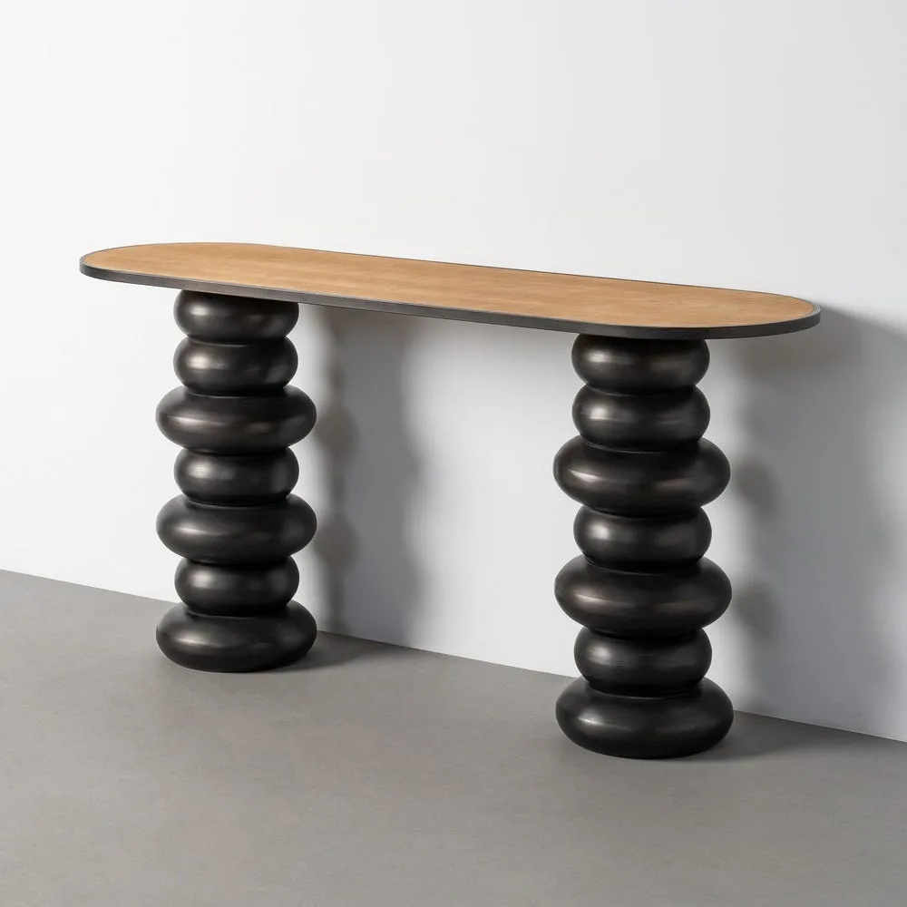 Console plateau bois naturel et galets empilés métal noir Ixia 150 cm