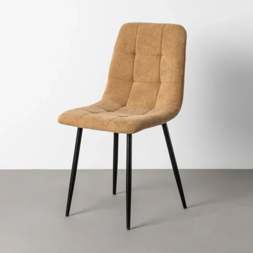 Lot 4 Chaises tissu matelassé ocre pieds métal noir Ixia 44 cm