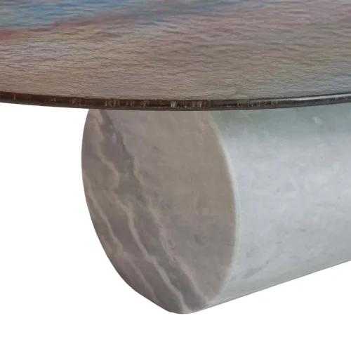 Table basse verre irisé Tucson plateau carré sur cylindres de marbre Ethan Chloé 100 cm — vue 5