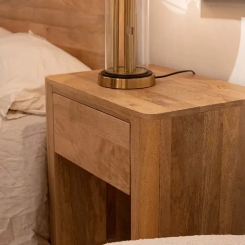 Table de chevet bois de manguier Felo tiroir et niche Ethan Chloé 55 cm — vue 2