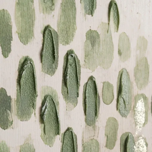 Tableau abstrait beige et vert peint à la main Ixia 100 × 100 cm — vue 3
